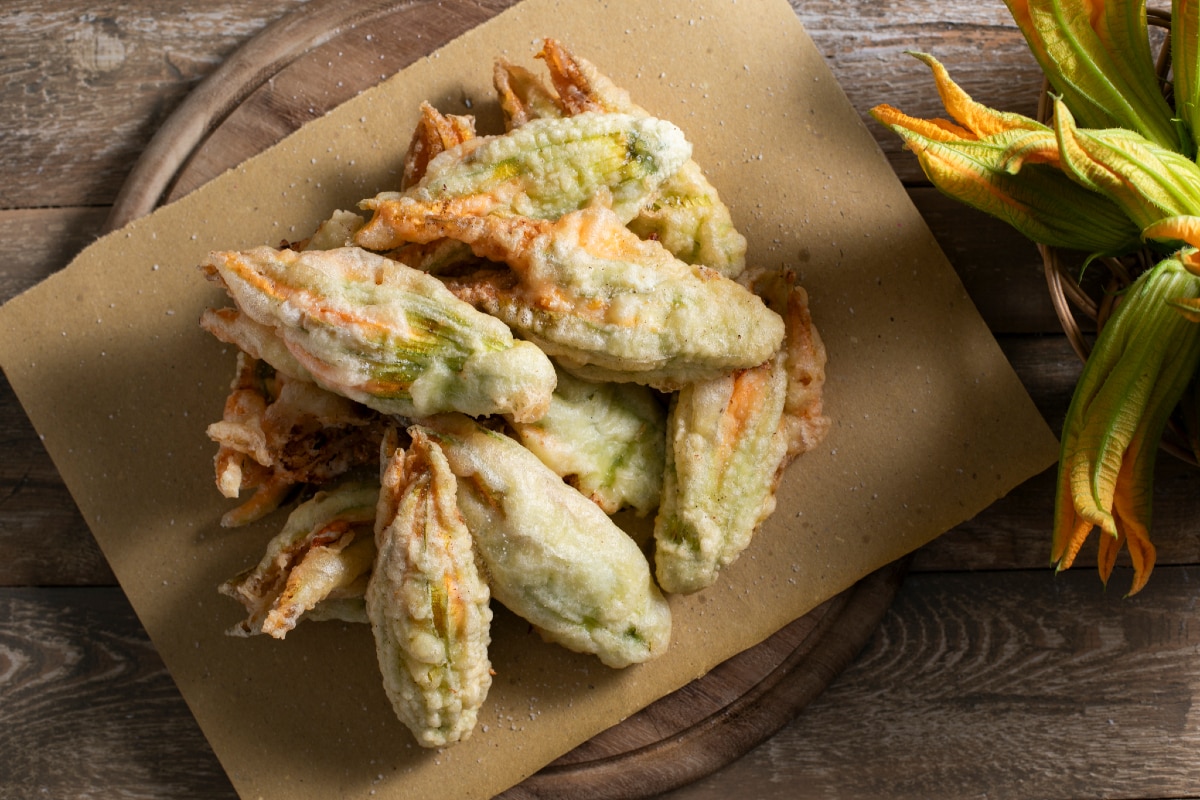 Flores de calabacín rellenas