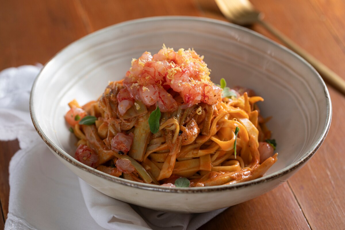 Fettuccine alcachofas y gambas