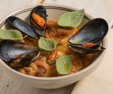 Pasta y patatas de mar