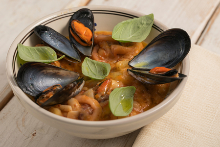 Pasta y patatas de mar