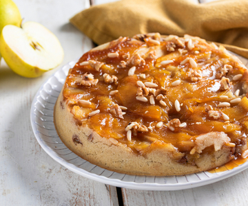 Tarta invertida de manzana vegana