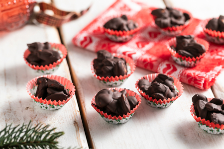 Almendras cubiertas de chocolate