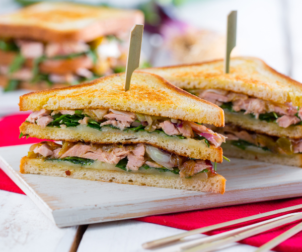 Sándwich sin gluten de atún y queso
