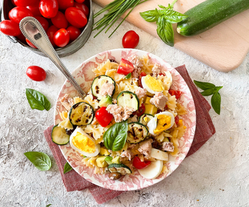 Pasta fría con atún
