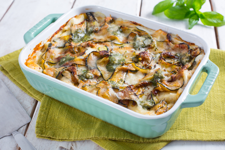 Lasaña con pesto y calabacines
