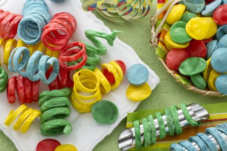 Confeti y serpentinas