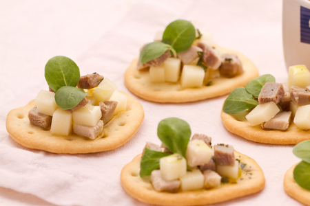 Focaccias con porchetta y provolone