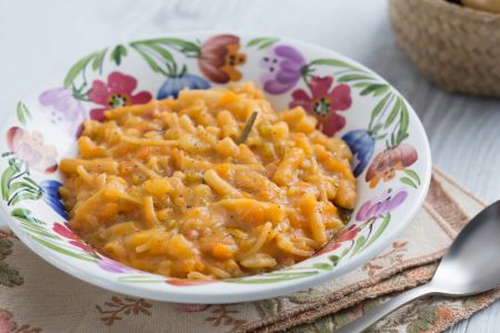 Pasta y patatas a la napolitana