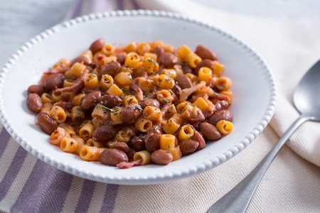 Pasta e frijoles