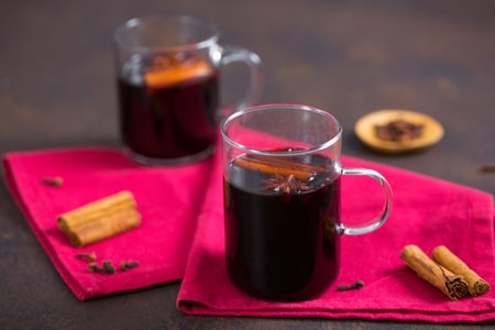 Vino caliente (mulled wine)