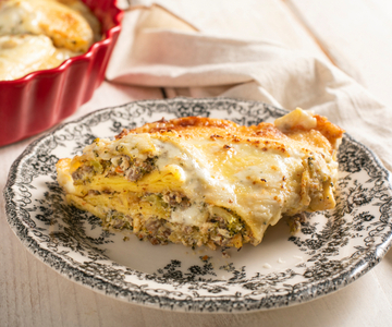 Crepes rellenas de requesón, brócoli y salchicha