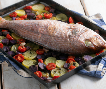 Dentón al horno con patatas