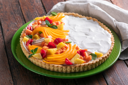 Tarta tropical de frutas