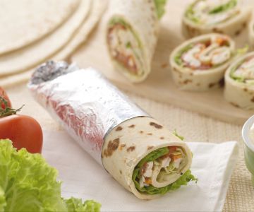 Rollitos de piadina con pollo