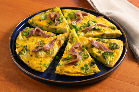 Tortilla de guisantes y brócoli