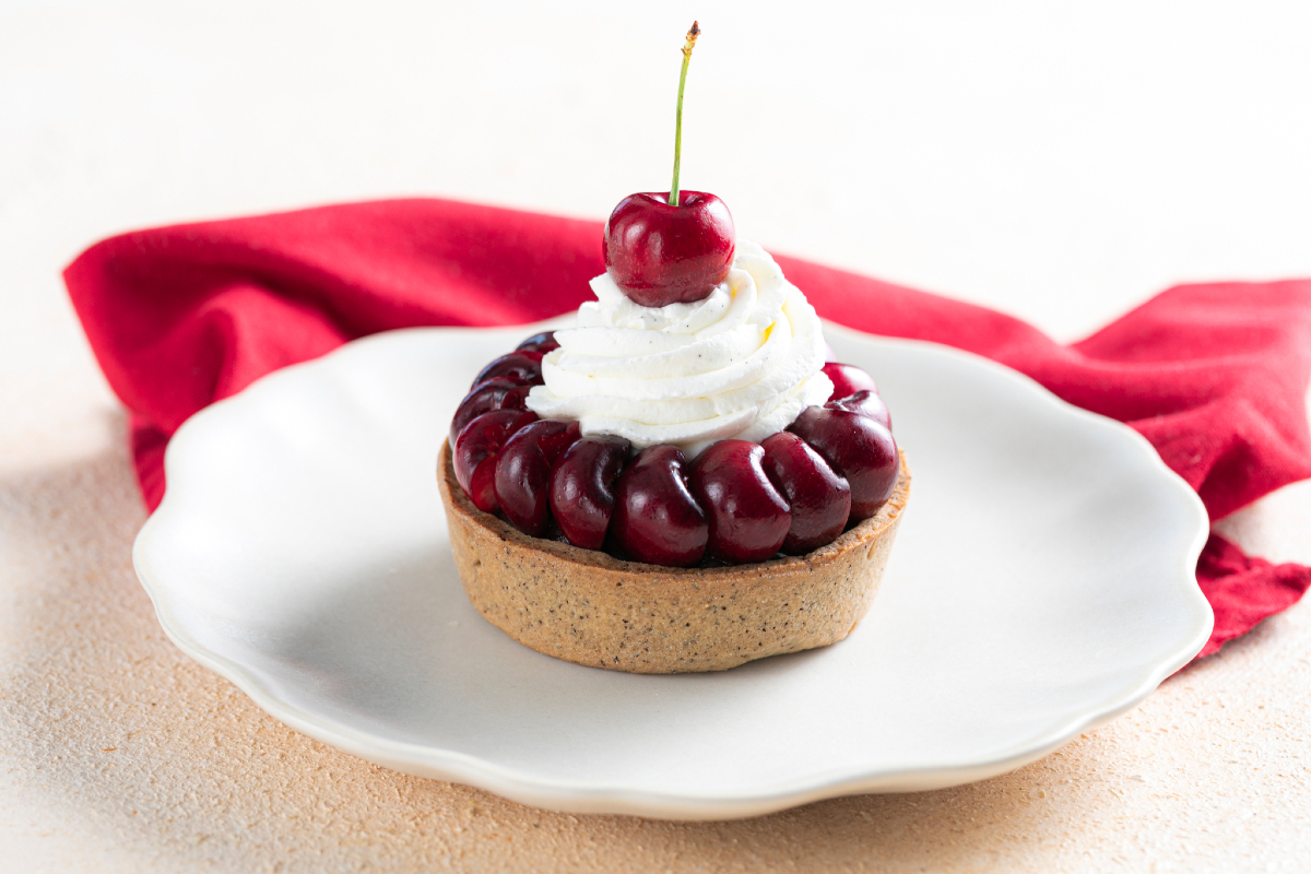 Tartaletas de café y cerezas