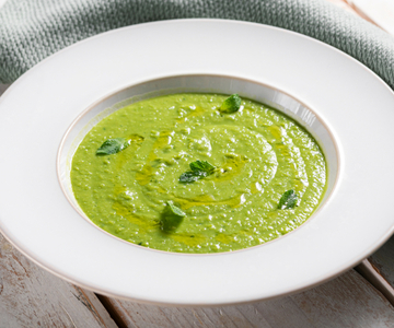 Sopa de habas y guisantes
