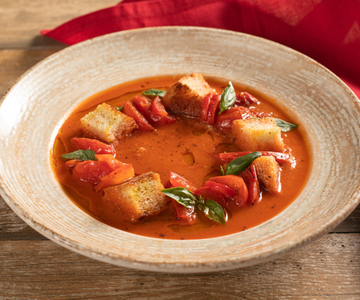 Gazpacho con salsa de tomate