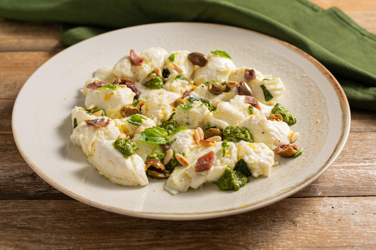 Mozzarella marinada a la liguriana