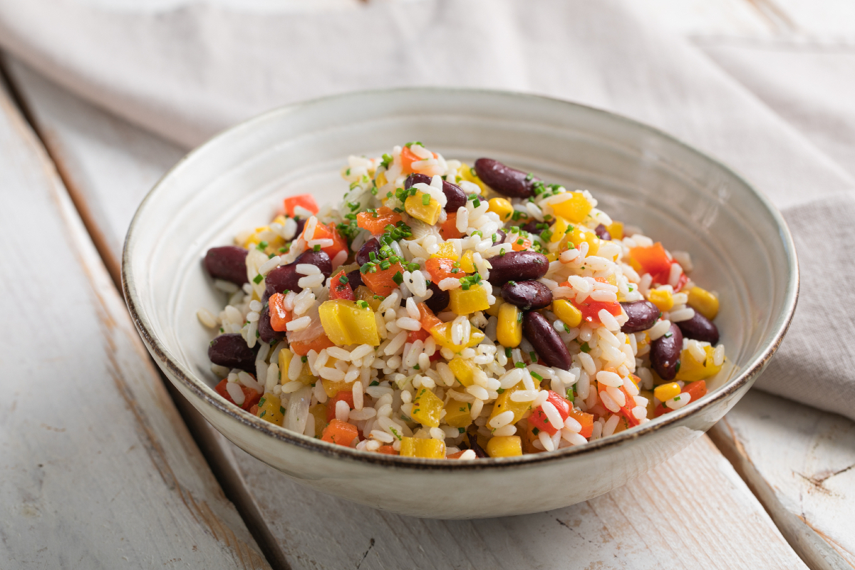 Ensalada de arroz a la mexicana