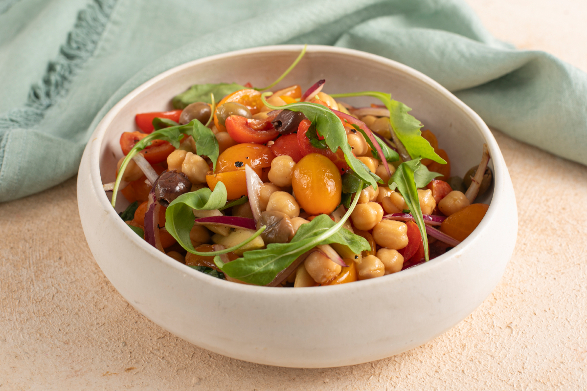 Ensalada mediterránea de garbanzos