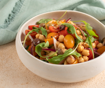 Ensalada mediterránea de garbanzos