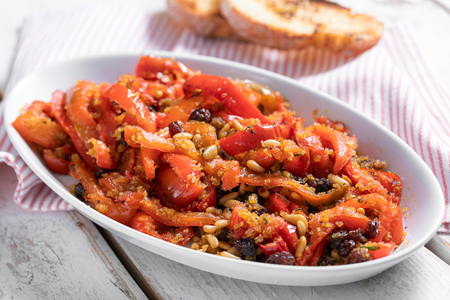 Pimientos agridulces gratinados