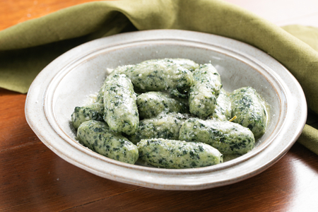 Malfatti de col rizada negra