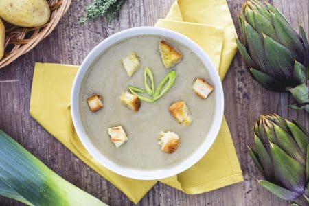 Crema de alcachofas y puerros