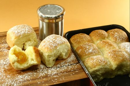 Buchteln (bollos de masa fermentada)