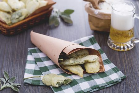 Salvia frita en tempura