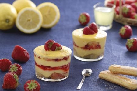 Tiramisú de fresas con crema de limoncello