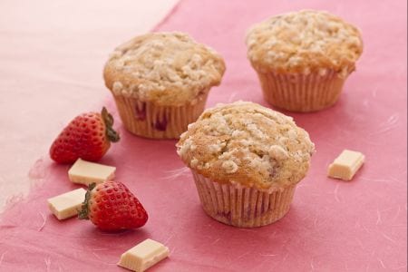 Muffin de chocolate blanco y fresas