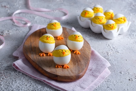 Huevos rellenos de Pascua