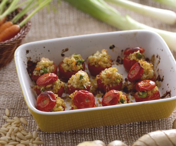 Tomatitos gratinados rellenos de bulgur