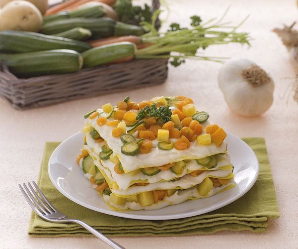 Lasaña con confeti de verduras