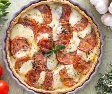 Tarta de tomates caramelizados