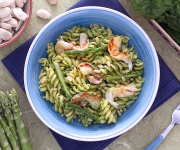 Pasta al verde con gambas