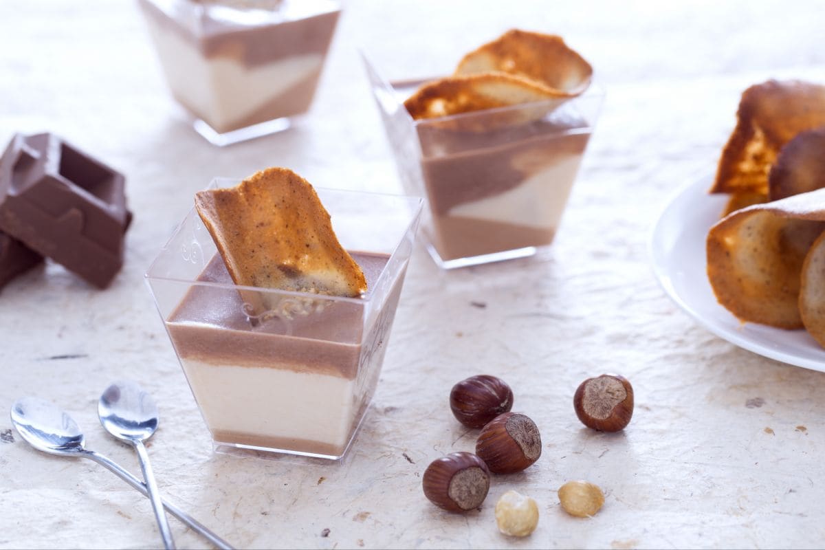 Vasito de gianduia y teja de avellana