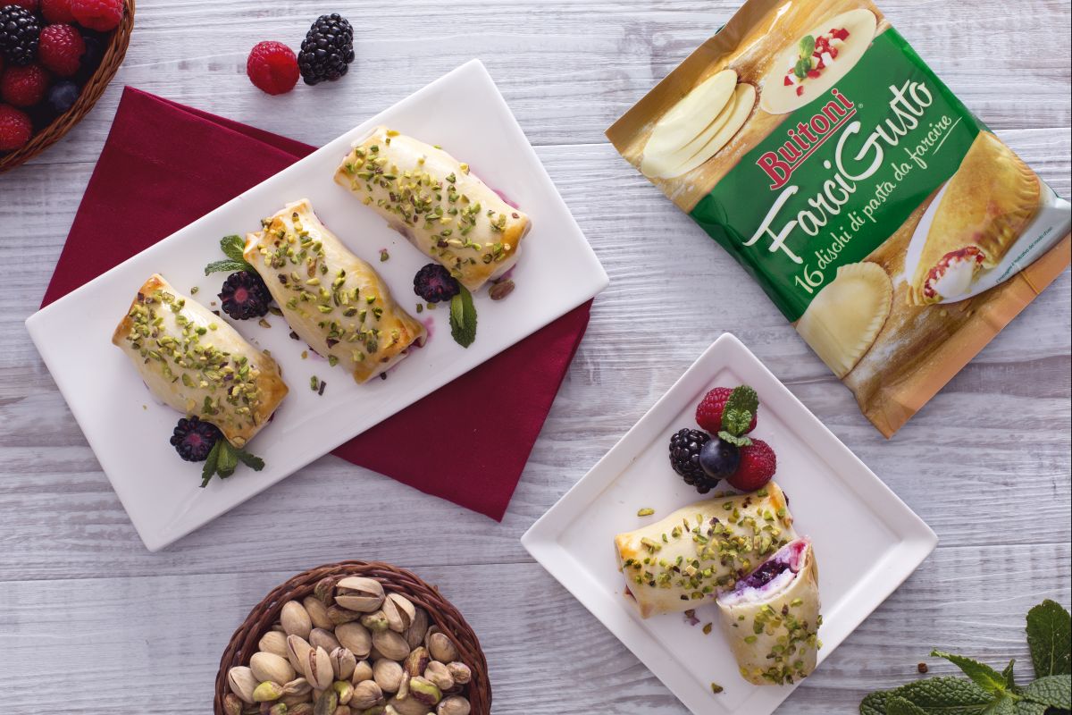 Mini strudel de frutos del bosque y ricotta