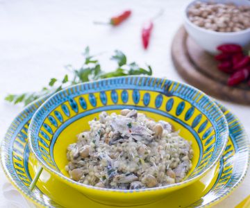 Orzotto con garbanzos, anchoas y ricotta salada