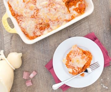 Arroz rojo gratinado