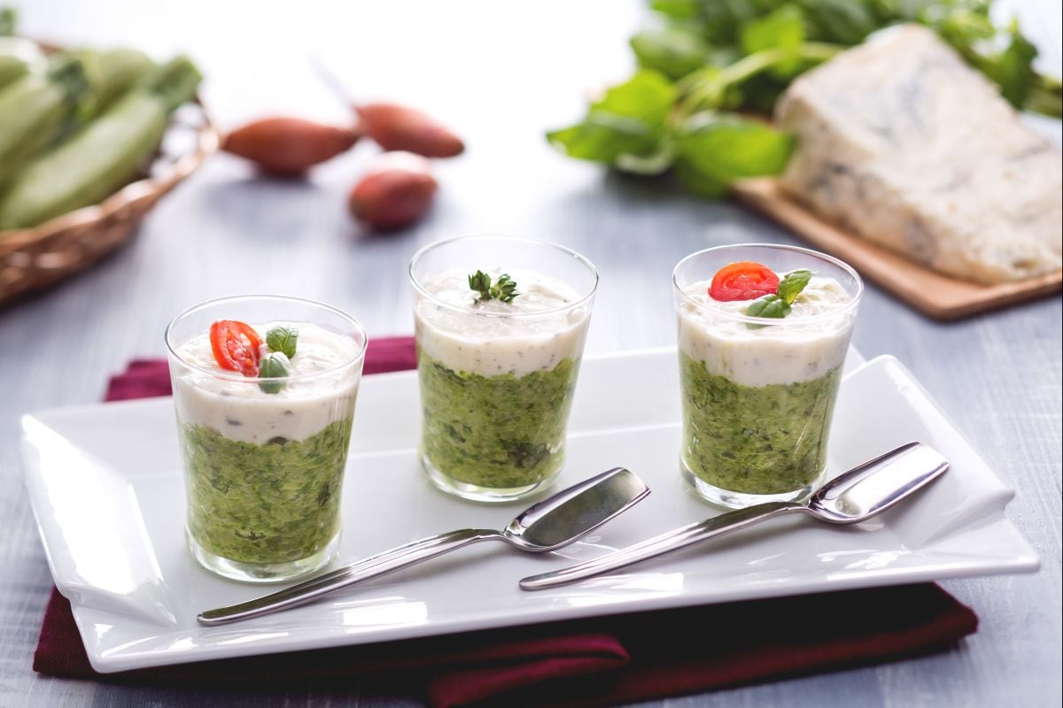Caviar de calabacín con crema de gorgonzola