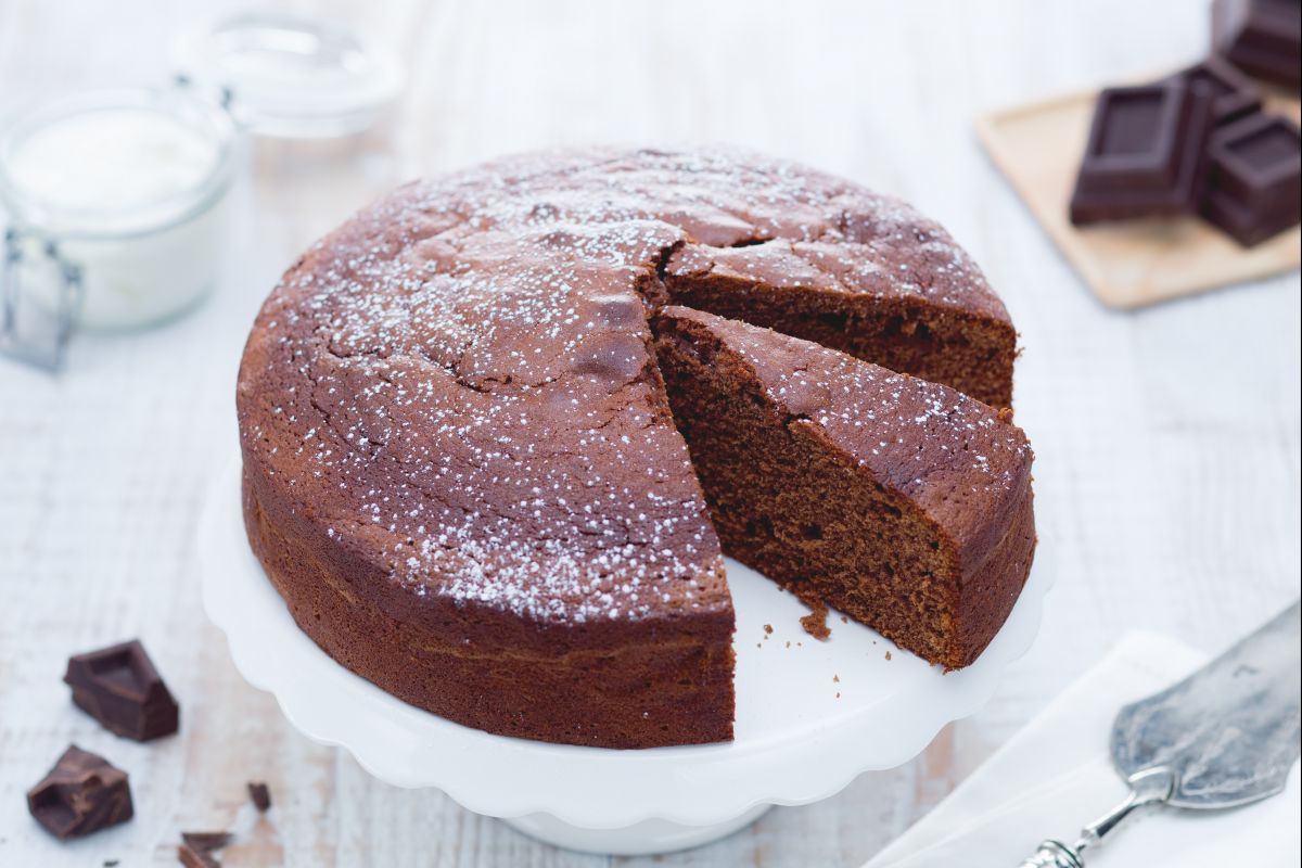 Tarta de chocolate con crema agria