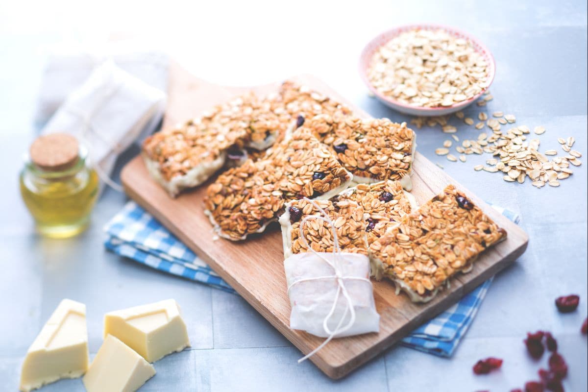 Barritas de snack de fruta y cereales