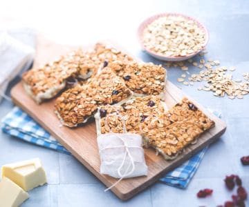 Barritas de snack de fruta y cereales