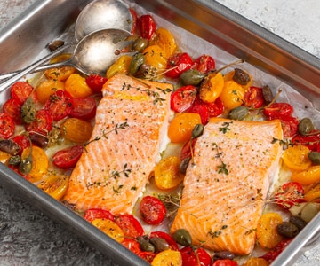 Filetes de salmón a la mediterránea