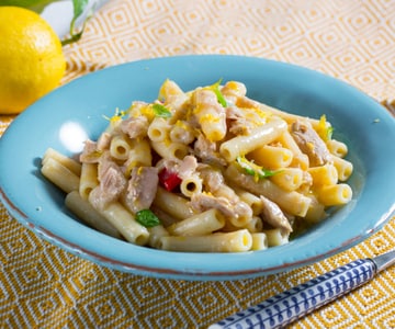 Pasta atún y limón