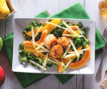 Vieiras con ensalada de frutas
