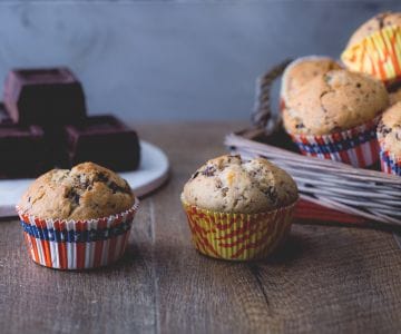 Muffin de plátano y chispas de chocolate (muffin de la felicidad)